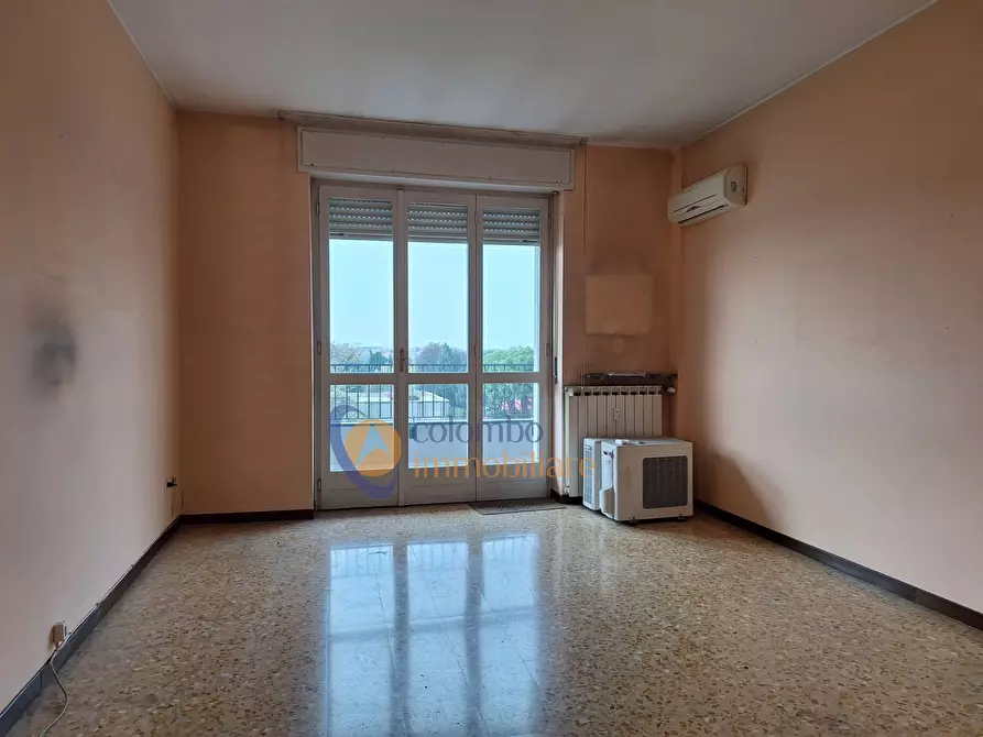 Immagine 12 di Appartamento in vendita  in via Osimo 11 a Busto Arsizio