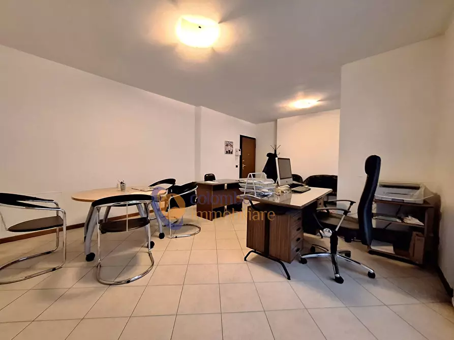 Immagine 7 di Ufficio in vendita  in via Caprera 20 a Busto Arsizio