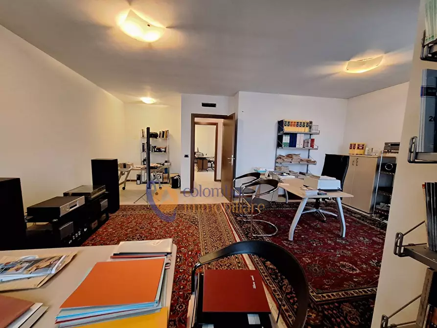 Immagine 14 di Ufficio in vendita  in via Caprera 20 a Busto Arsizio