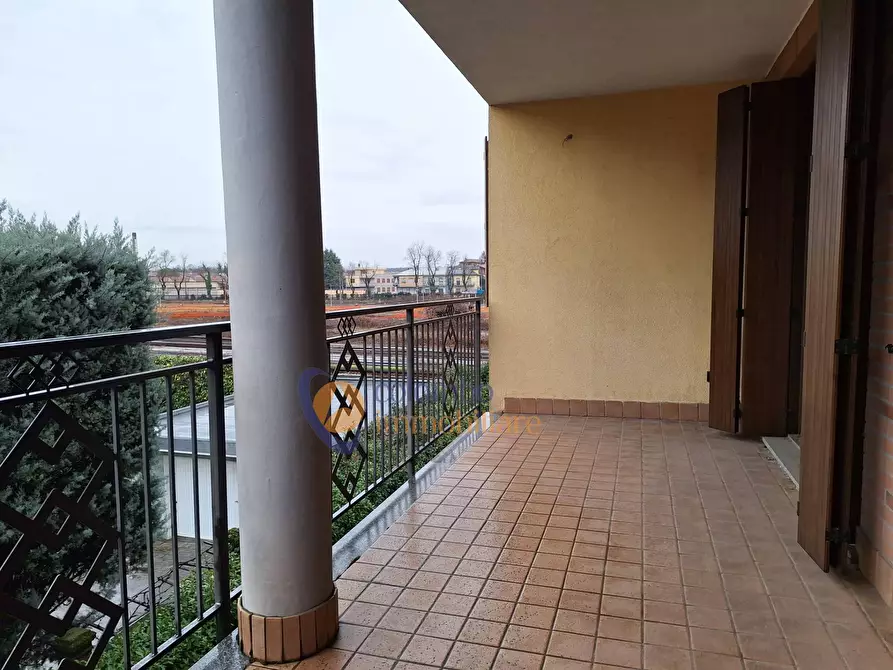 Immagine 10 di Appartamento in vendita  in via Caprera 20 a Busto Arsizio