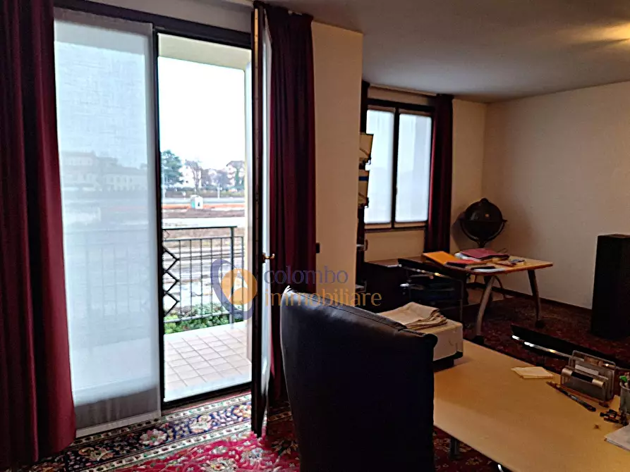 Immagine 16 di Appartamento in vendita  in via Caprera 20 a Busto Arsizio