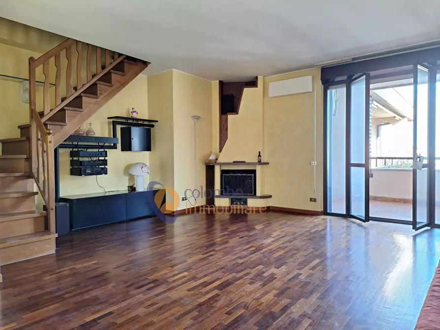 Immagine 3 di Appartamento in vendita  in via Enrico Dell'Acqua 18bis a Busto Arsizio