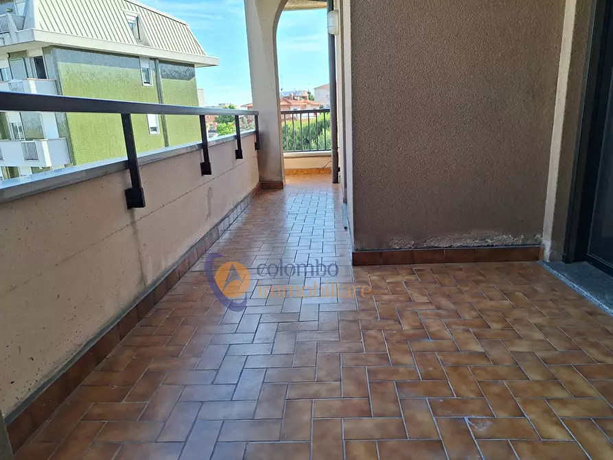 Immagine 11 di Appartamento in vendita  in via Enrico Dell'Acqua 18bis a Busto Arsizio