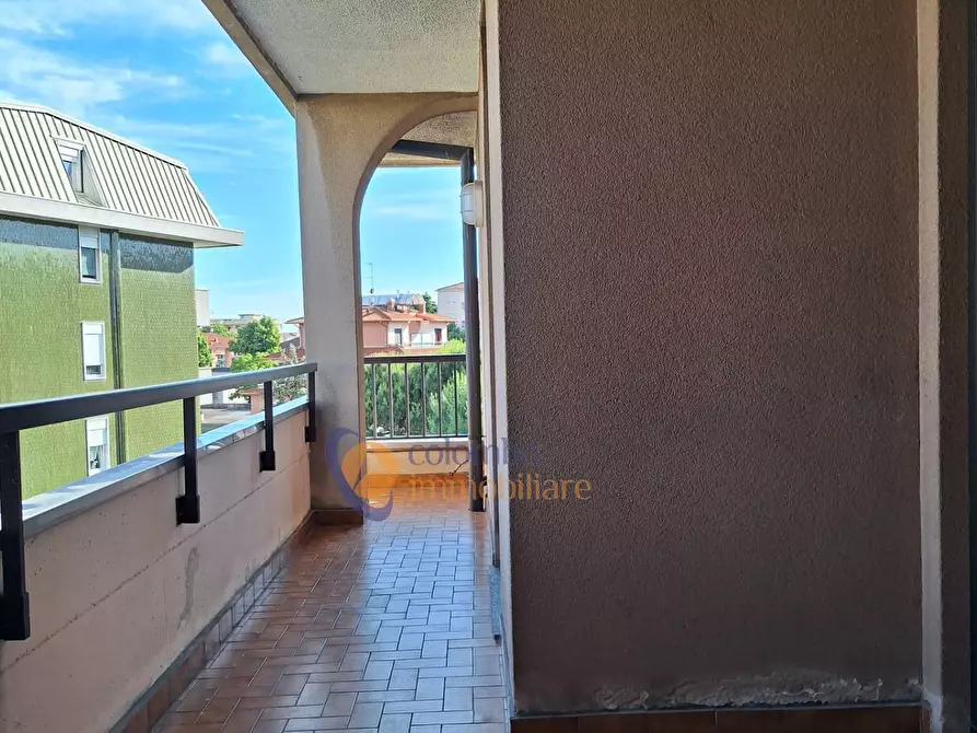 Immagine 12 di Appartamento in vendita  in via Enrico Dell'Acqua 18bis a Busto Arsizio