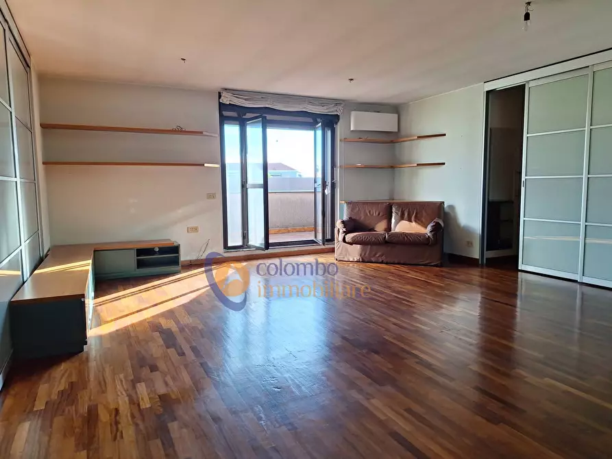 Immagine 30 di Appartamento in vendita  in via Enrico Dell'Acqua 18bis a Busto Arsizio