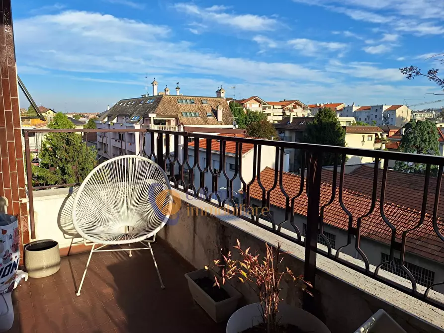 Immagine 5 di Appartamento in vendita  in largo Gaetano Giardino 7 a Busto Arsizio