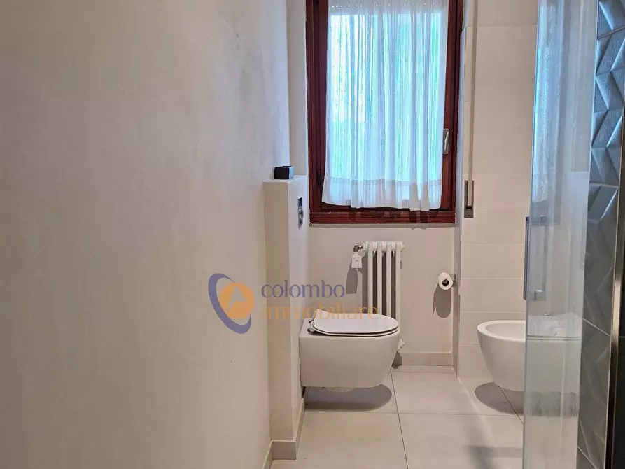 Immagine 11 di Appartamento in vendita  in largo Gaetano Giardino 7 a Busto Arsizio