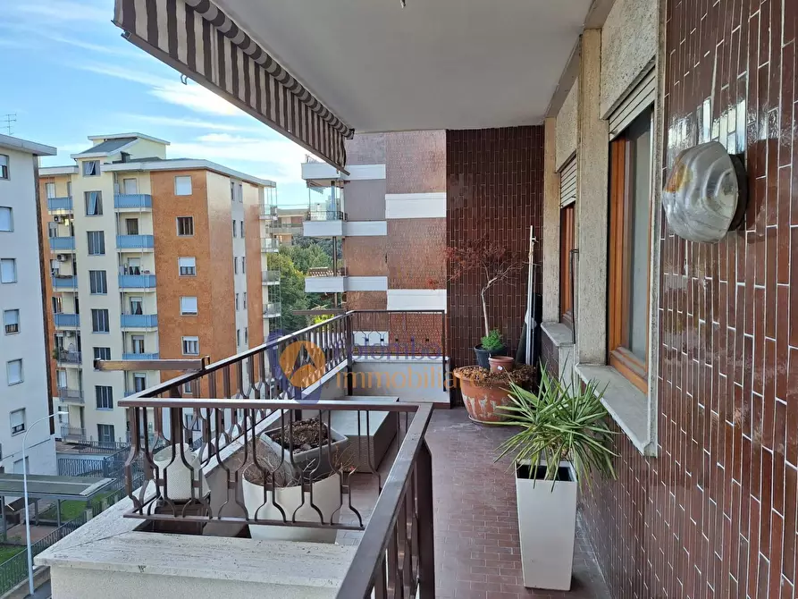 Immagine 15 di Appartamento in vendita  in largo Gaetano Giardino 7 a Busto Arsizio