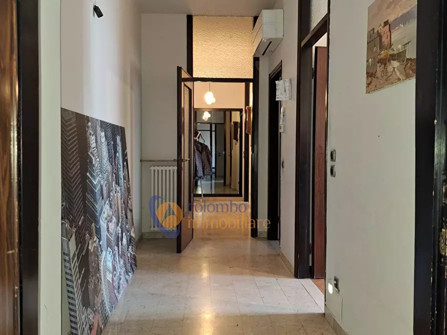 Immagine 10 di Appartamento in vendita  in largo Gaetano Giardino 7 a Busto Arsizio