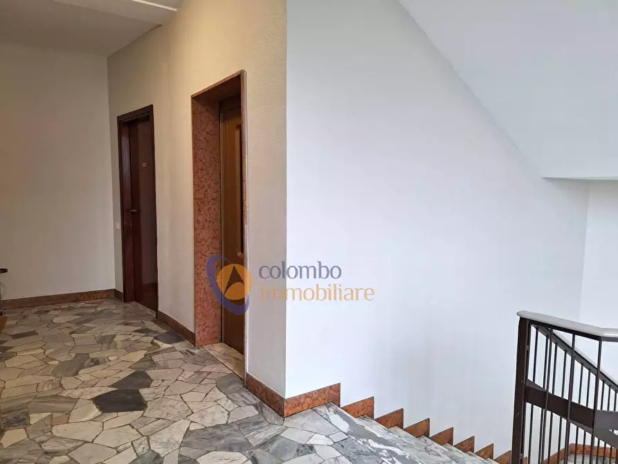 Immagine 10 di Appartamento in vendita  in via Osimo 11 a Busto Arsizio