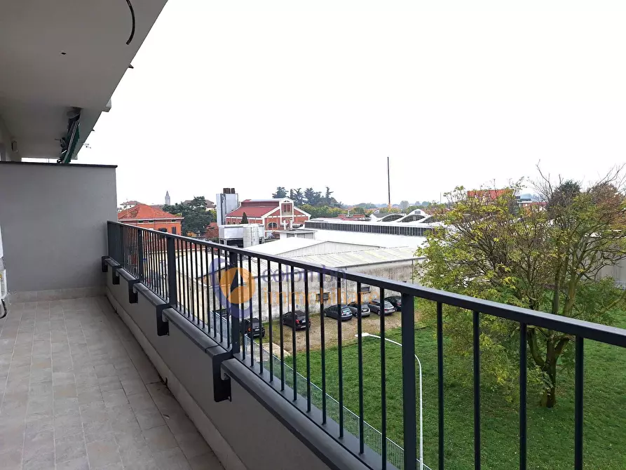 Immagine 16 di Appartamento in vendita  in via Osimo 11 a Busto Arsizio