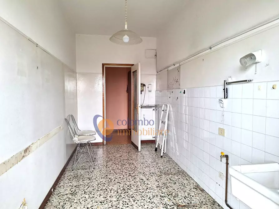 Immagine 13 di Appartamento in vendita  in via Osimo 11 a Busto Arsizio