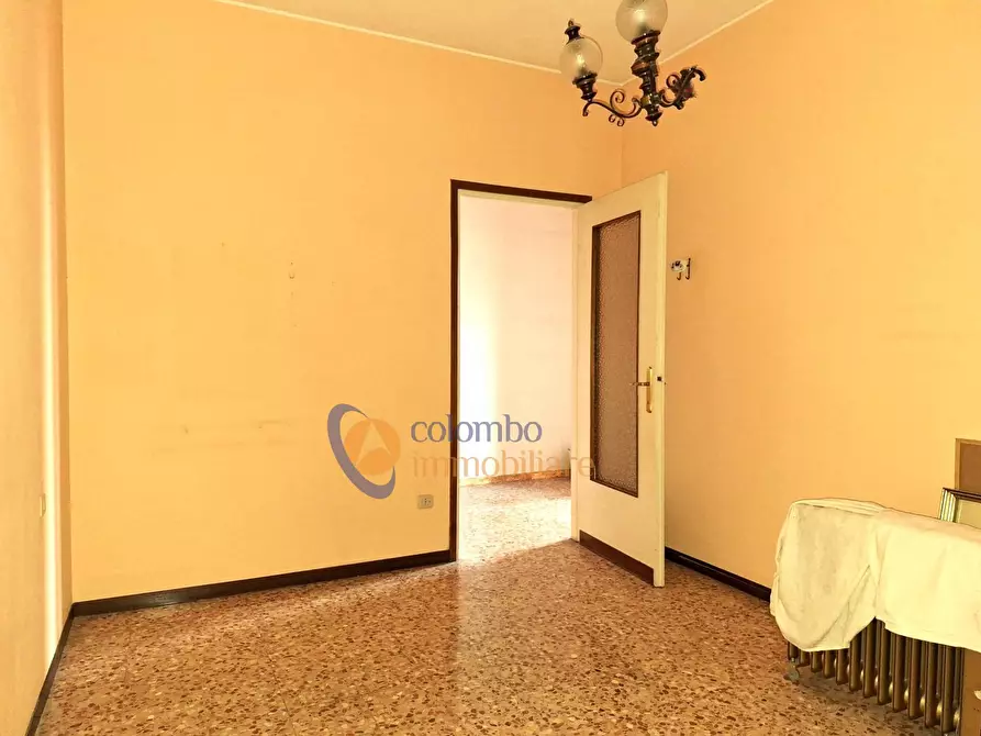 Immagine 31 di Appartamento in vendita  in via Osimo 11 a Busto Arsizio