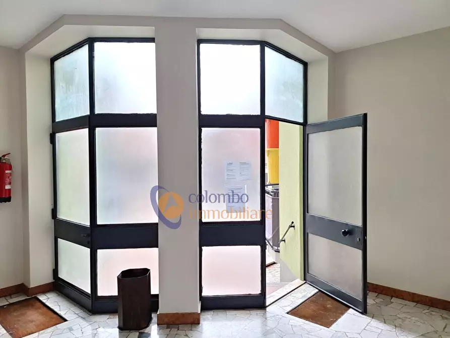 Immagine 4 di Appartamento in vendita  in via Osimo 11 a Busto Arsizio