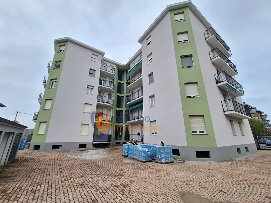 Immagine 32 di Appartamento in vendita  in via Osimo 11 a Busto Arsizio