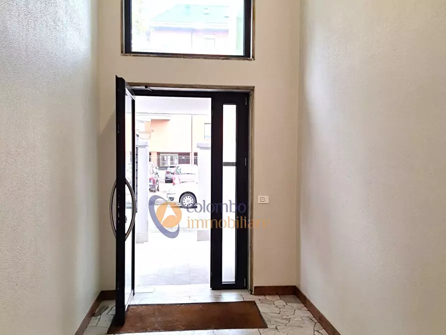 Immagine 2 di Appartamento in vendita  in via Osimo 11 a Busto Arsizio
