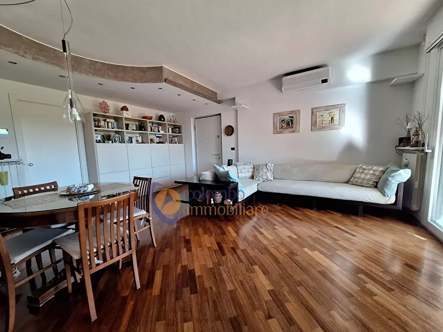 Immagine 5 di Appartamento in vendita  in corso Sempione 165 a Busto Arsizio