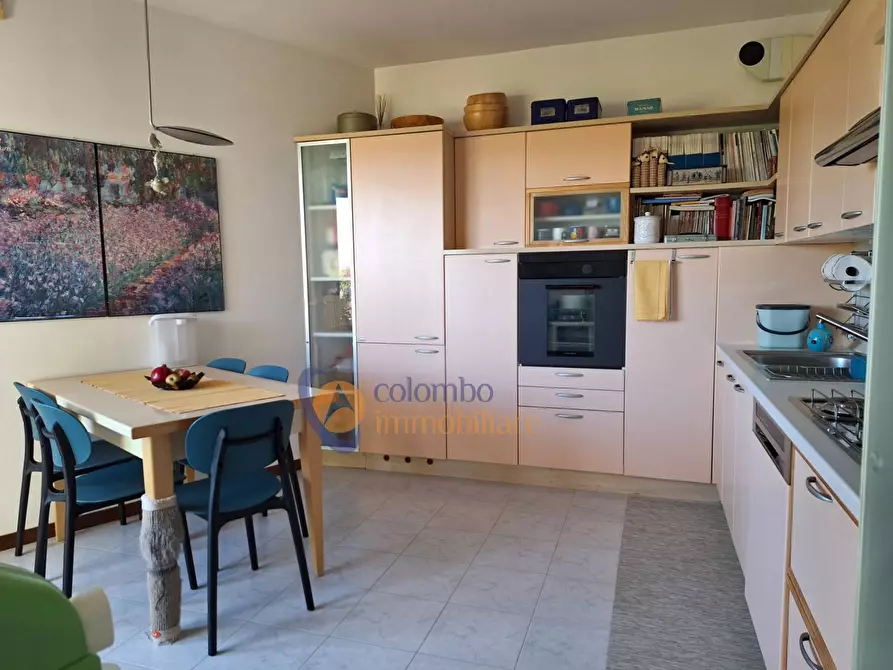 Immagine 10 di Appartamento in vendita  in corso Sempione 165 a Busto Arsizio