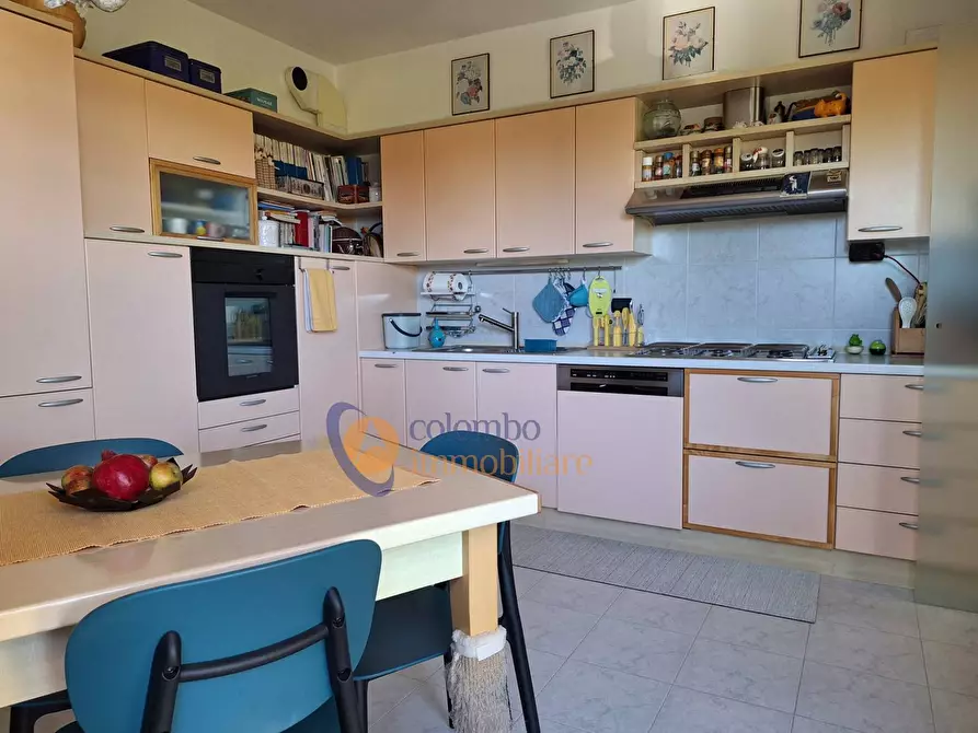 Immagine 14 di Appartamento in vendita  in corso Sempione 165 a Busto Arsizio