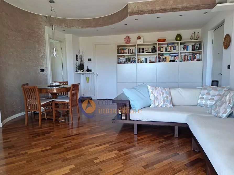 Immagine 15 di Appartamento in vendita  in corso Sempione 165 a Busto Arsizio