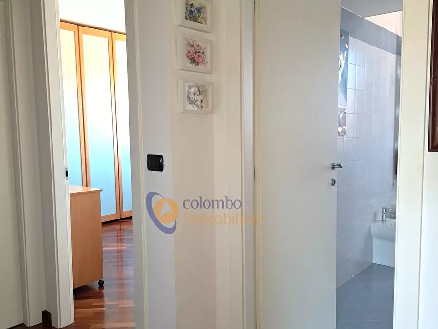 Immagine 19 di Appartamento in vendita  in corso Sempione 165 a Busto Arsizio