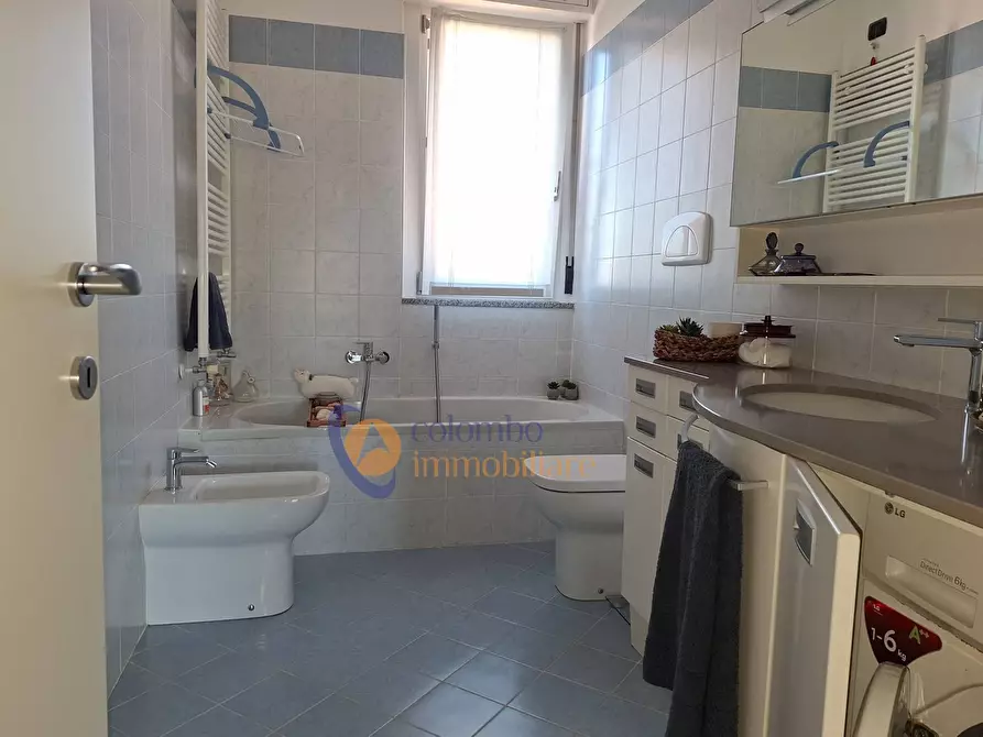 Immagine 21 di Appartamento in vendita  in corso Sempione 165 a Busto Arsizio