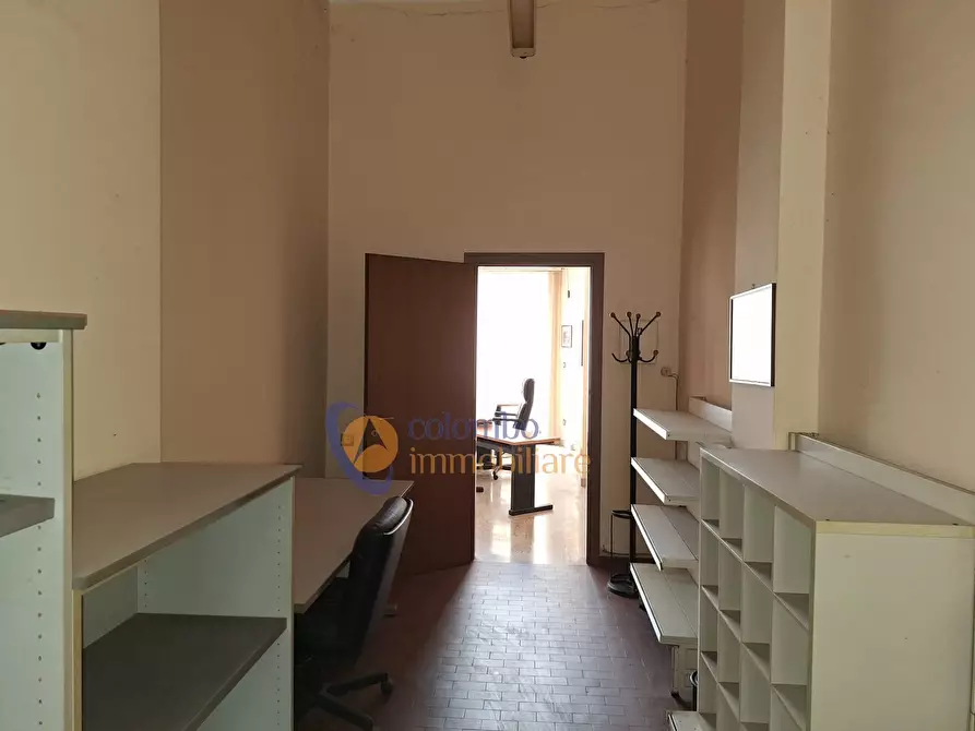 Immagine 8 di Negozio in vendita  in via Biagio Bellotti 7 a Busto Arsizio