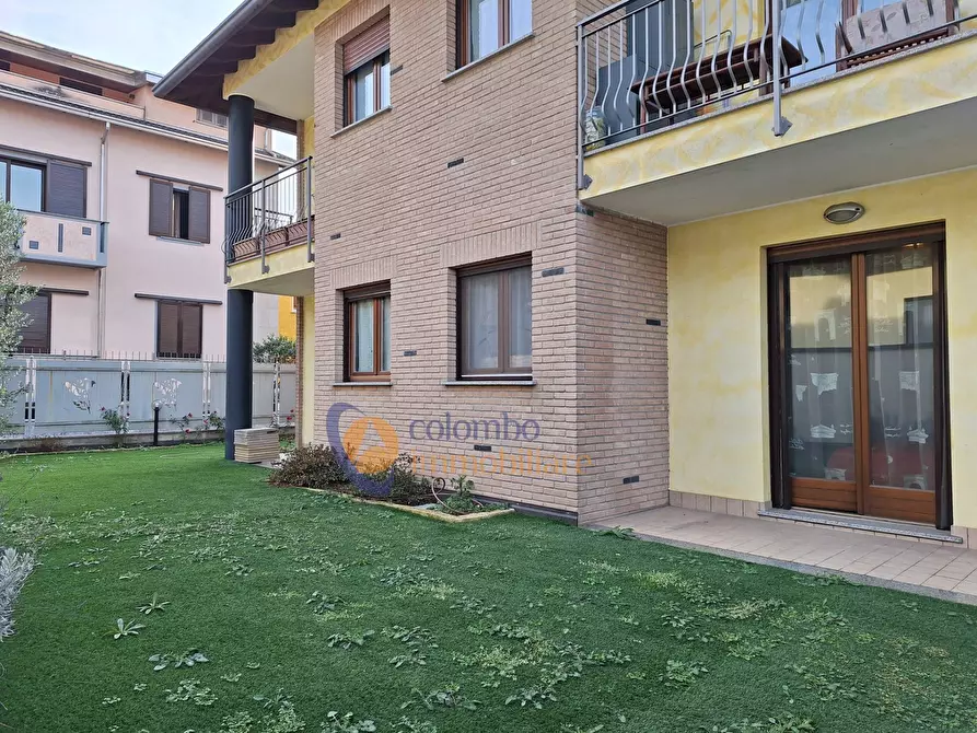 Immagine 22 di Appartamento in vendita  in via Salvator Rosa 14 a Busto Arsizio