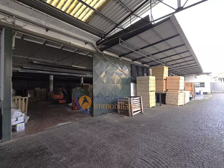 Immagine 13 di Capannone industriale in vendita  in via XXIV Maggio 33 a Busto Arsizio