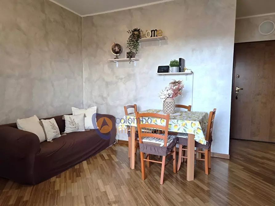 Immagine 5 di Appartamento in vendita  in via Silvio Pellico 5 a Busto Arsizio