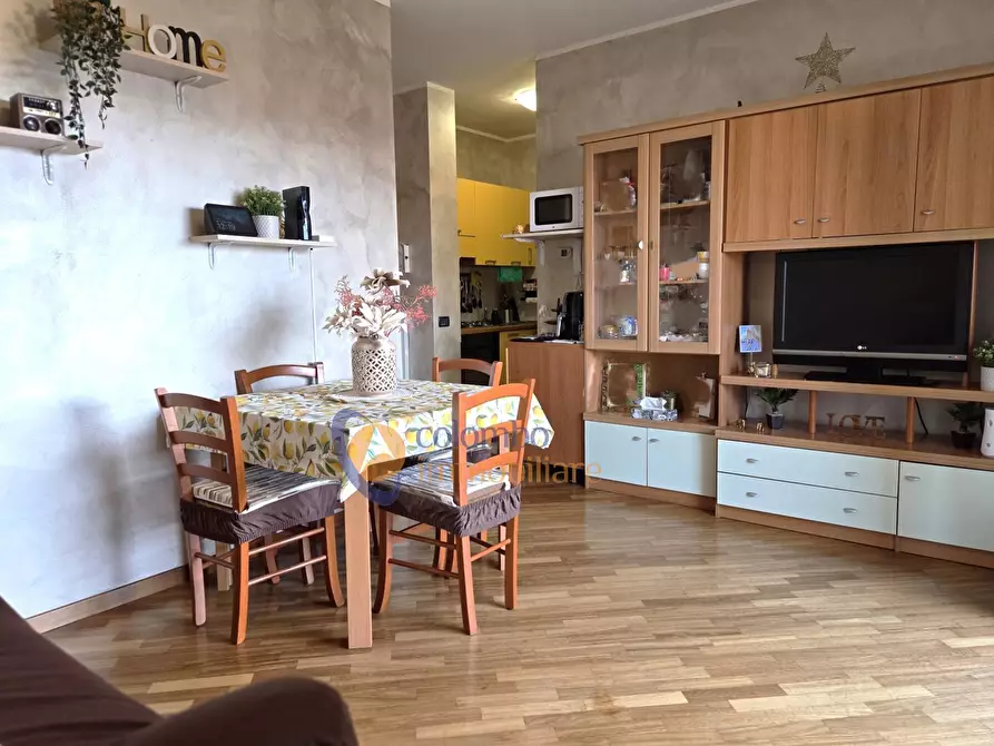 Immagine 3 di Appartamento in vendita  in via Silvio Pellico 5 a Busto Arsizio