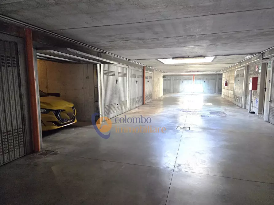 Immagine 22 di Appartamento in vendita  in via Silvio Pellico 5 a Busto Arsizio