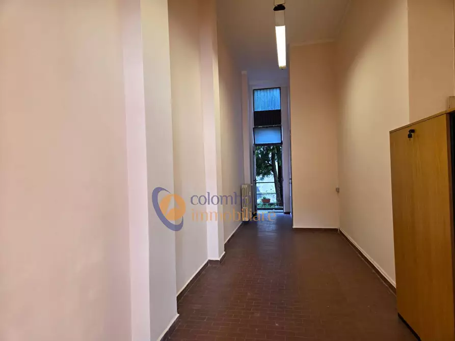 Immagine 6 di Negozio in affitto  in via Biagio Bellotti 7 a Busto Arsizio