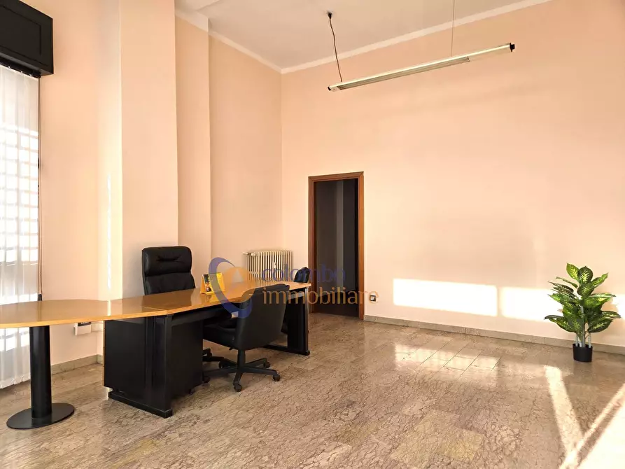 Immagine 4 di Negozio in vendita  in via Biagio Bellotti 7 a Busto Arsizio