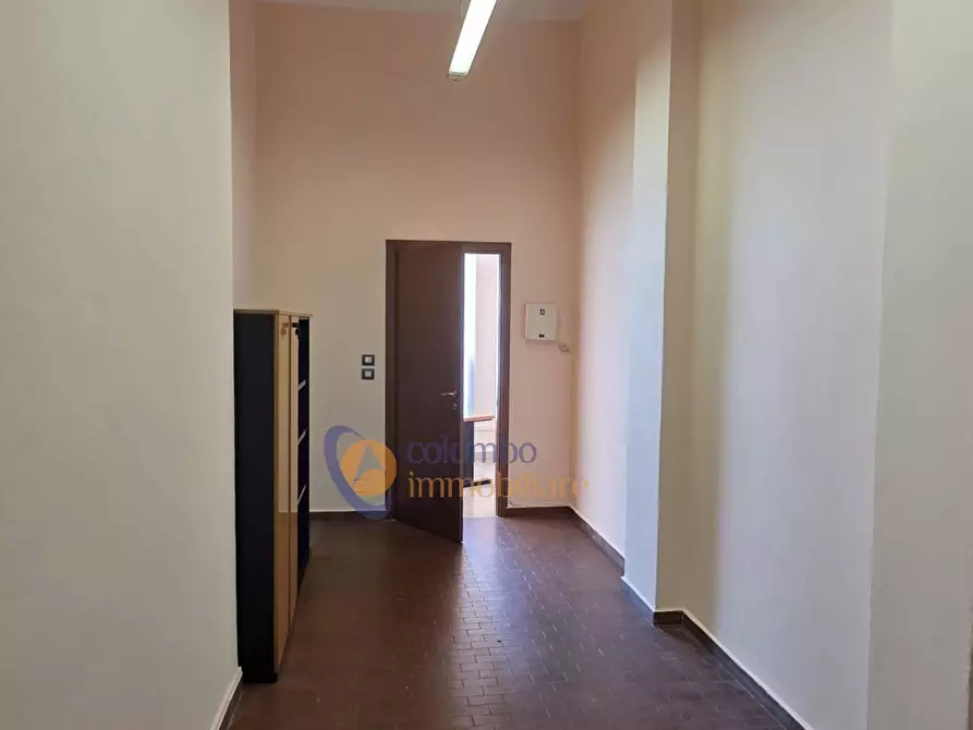 Immagine 8 di Negozio in vendita  in via Biagio Bellotti 7 a Busto Arsizio