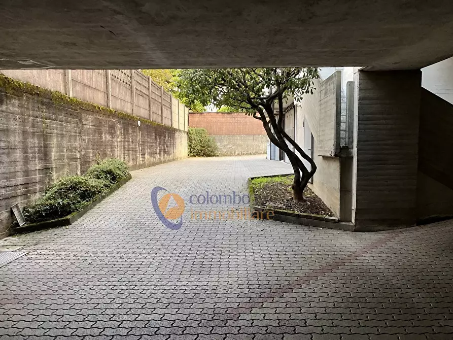Immagine 4 di Laboratorio in vendita  in via del Gerbone 22 a Busto Arsizio