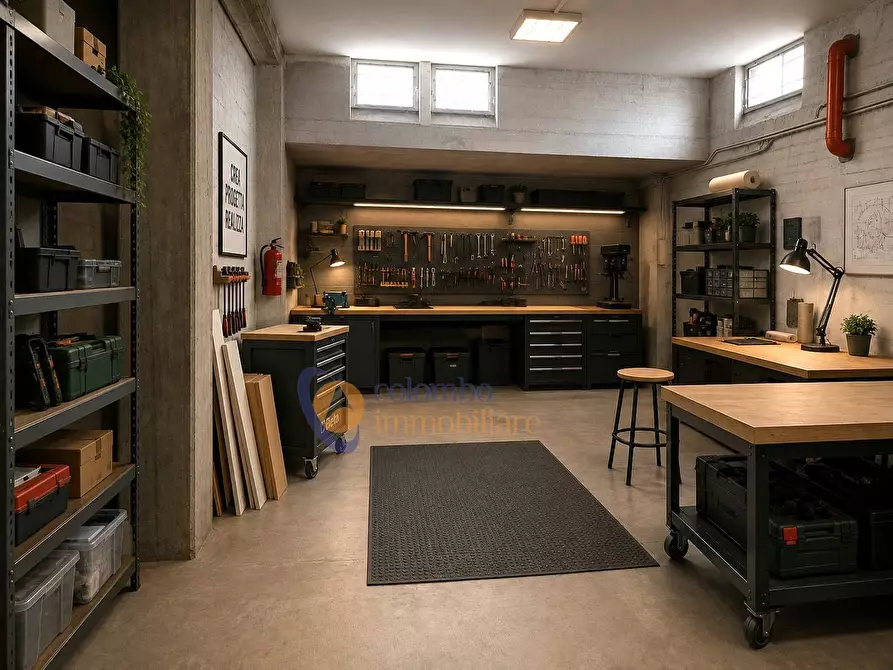 Immagine 1 di Laboratorio in vendita  in via del Gerbone 22 a Busto Arsizio