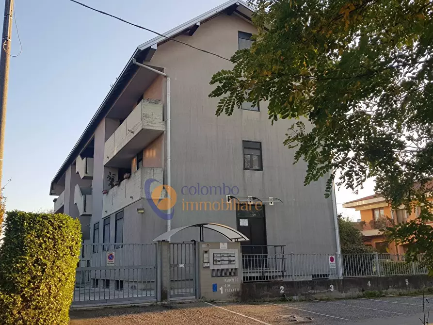 Immagine 2 di Laboratorio in vendita  in via del Gerbone 22 a Busto Arsizio