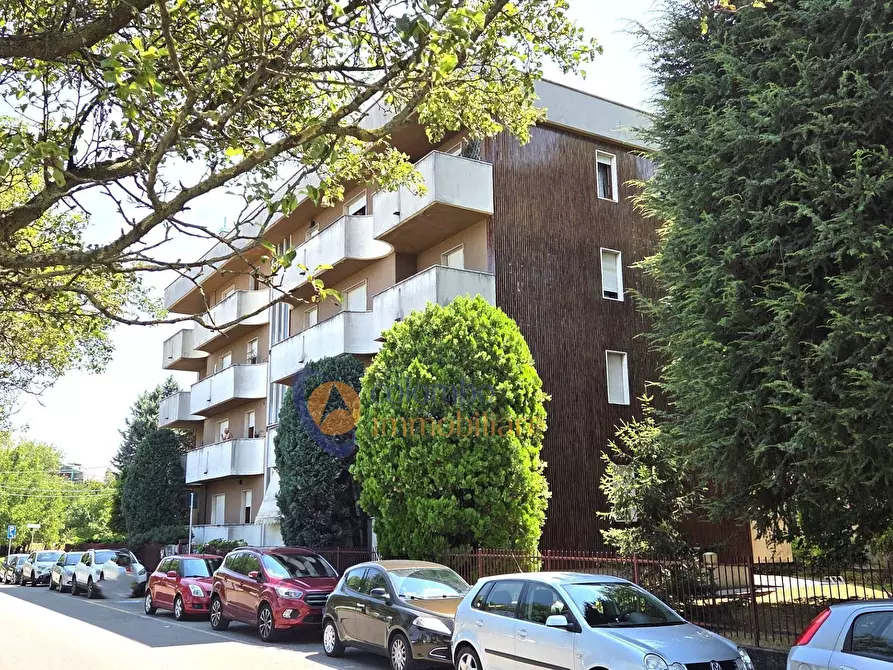 Immagine 1 di Appartamento in vendita  in via Formazza 9 a Busto Arsizio