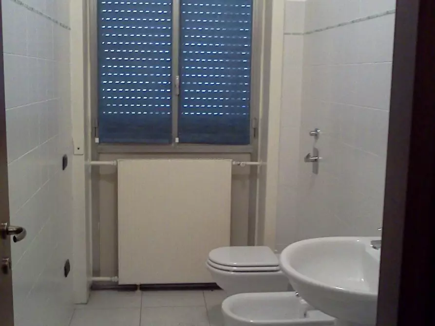 Immagine 2 di Ufficio in affitto  in viale Cadorna 13 a Busto Arsizio