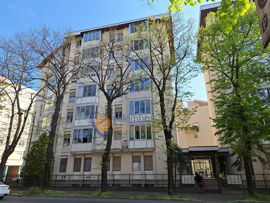 Immagine 3 di Ufficio in affitto  in viale Cadorna 13 a Busto Arsizio