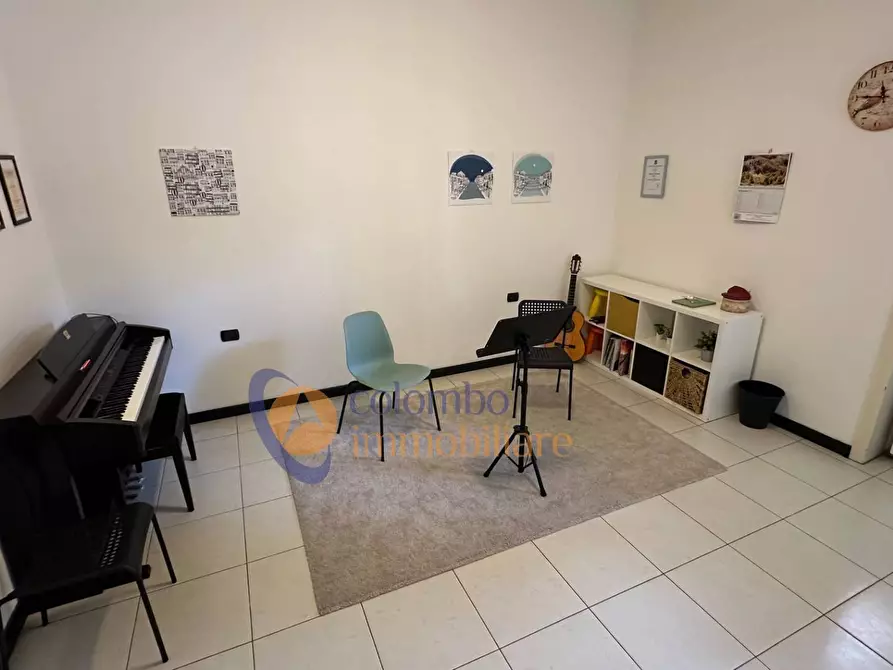 Immagine 10 di Ufficio in affitto  in viale Cadorna 13 a Busto Arsizio