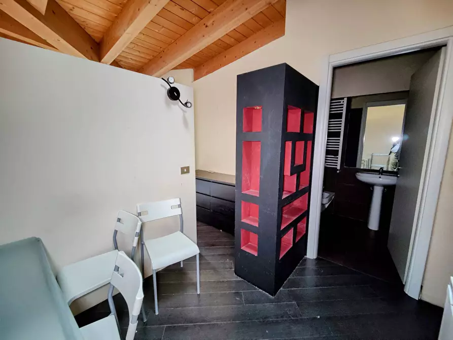 Immagine 13 di Appartamento in affitto  in Via Alserio 1 a Milano