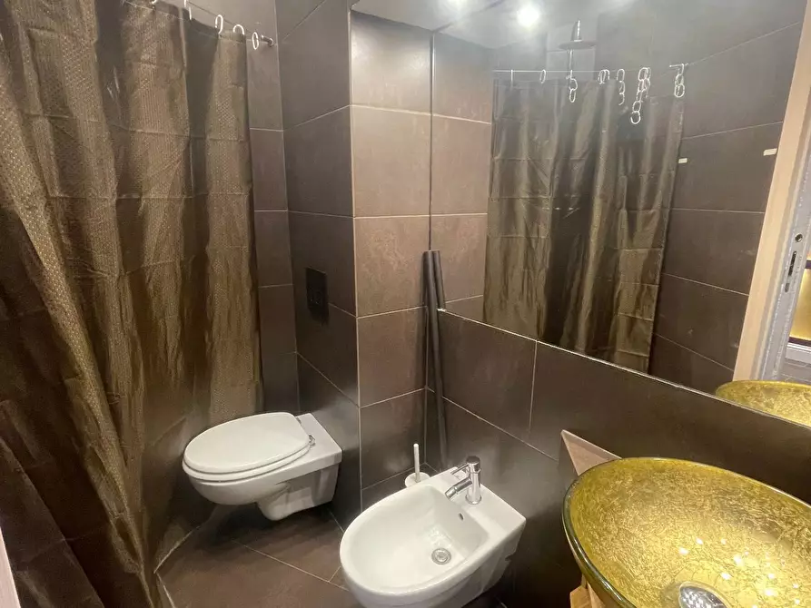 Immagine 23 di Appartamento in affitto  in Via Marghera 36 a Milano