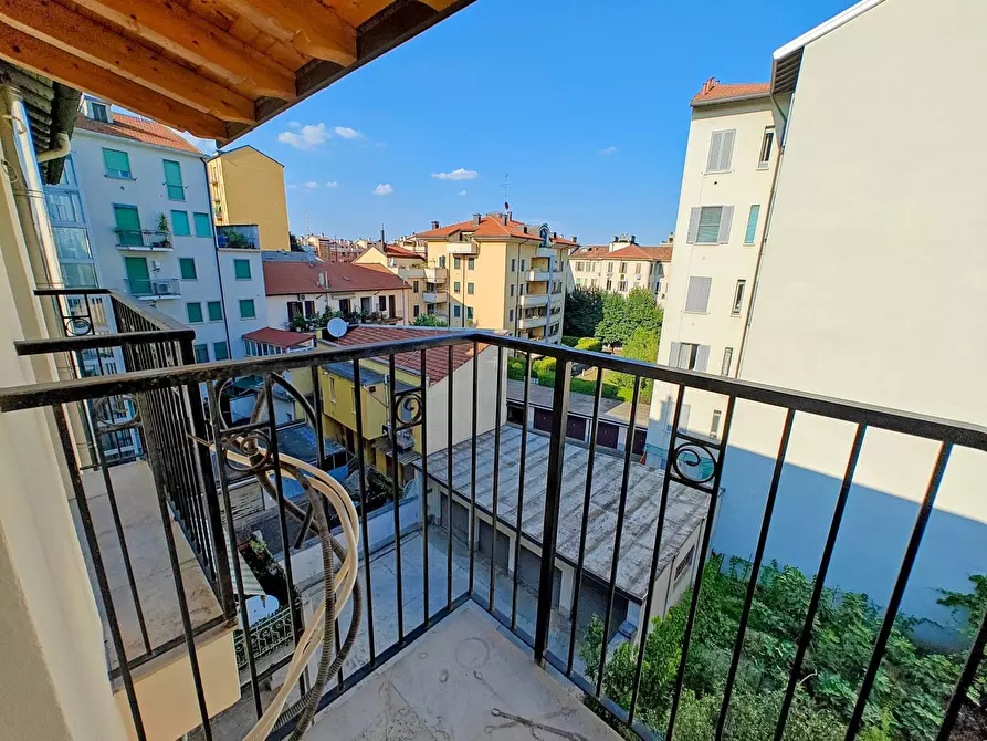 Immagine 1 di Appartamento in affitto  in Via Luigi Ornato 44 a Milano