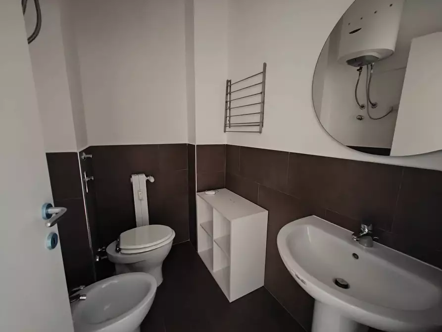 Immagine 20 di Appartamento in affitto  in Via Andrea Maffei 6 a Milano