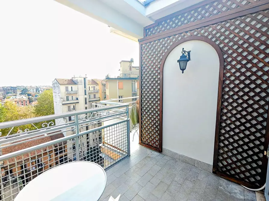 Immagine 5 di Appartamento in vendita  in piazzale Brescia 16 a Milano