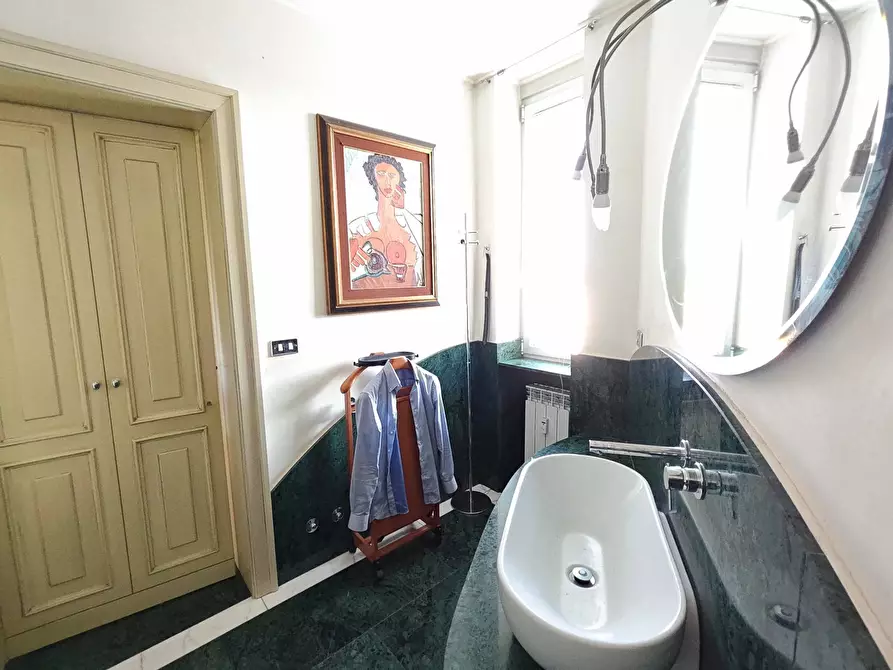 Immagine 38 di Appartamento in vendita  in piazzale Brescia 16 a Milano