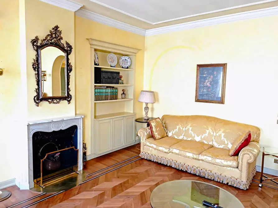 Immagine 50 di Appartamento in vendita  in piazzale Brescia 16 a Milano