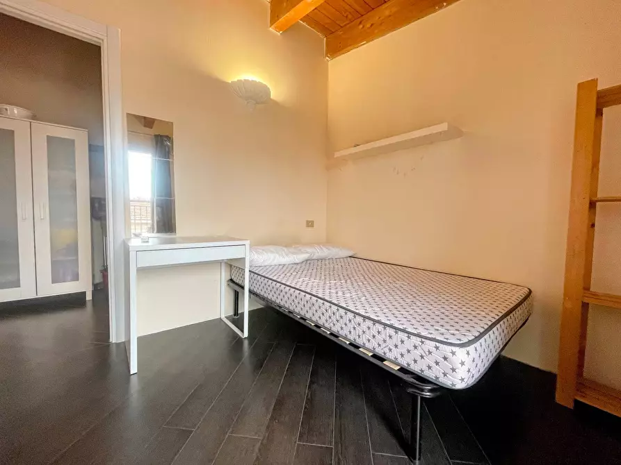Immagine 11 di Appartamento in affitto  in Via Alserio 1 a Milano